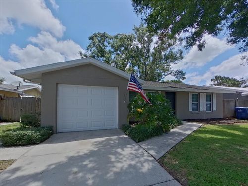 6521 Bonnie Bay Cir N, Pinellas Park, FL, 33781-4812 | Card Image
