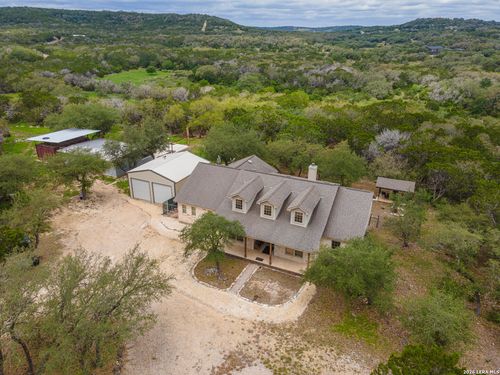 374 County Road 2481, Hondo, TX, 78861-6573 | Card Image