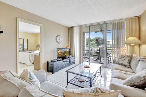 apt-210-9311 Orange Grove Dr, Davie, FL, 33324-6758 | Card Image