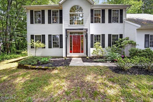 7 Brookview Court, Halfmoon, NY, 12065 | Card Image
