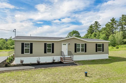 1-106 Stevens Rd, Effingham, NH, 03882-8647 | Card Image