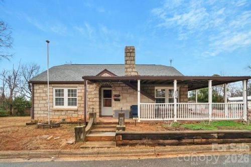 204 W C Ave, Salisbury, NC, 28144-6633 | Card Image