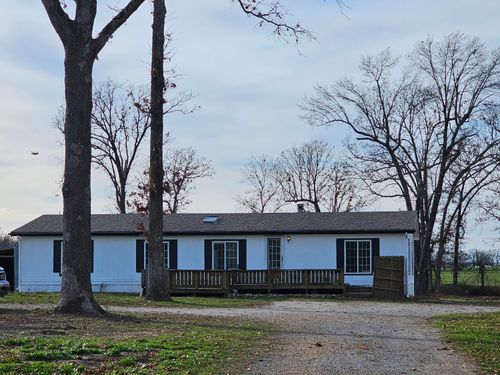 23105 Lawrence 1200, Aurora, MO, 65605 | Card Image