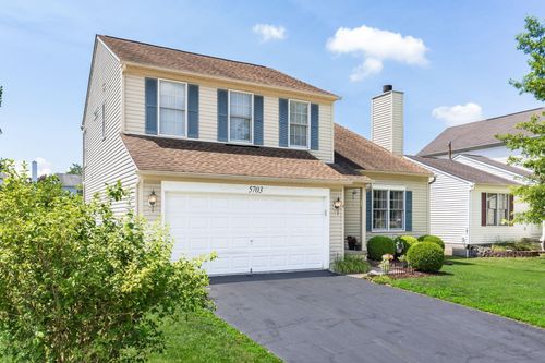5703 Silver Spurs Ln, Galloway, OH, 43119-8313 | Card Image