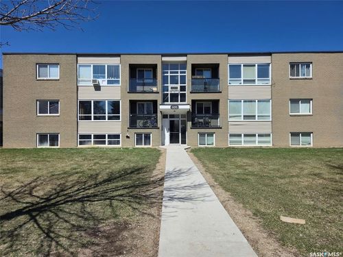9-605 Wilson Cres, Saskatoon, SK, S7J2M2 | Card Image