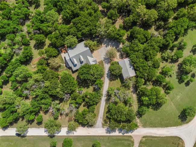 511 Private Road 1408, House other with 3 bedrooms, 2 bathrooms and 3 parking in Morgan TX | Image 8