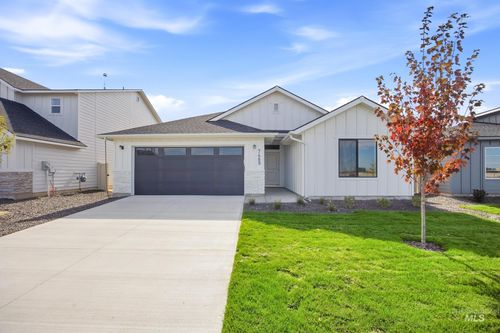 7469 W Newton Dr, Eagle, ID, 83616-1582 | Card Image