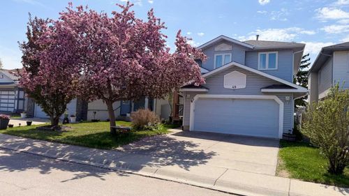 49 Applewood Crt Se, Calgary, AB, T2A7P7 | Card Image