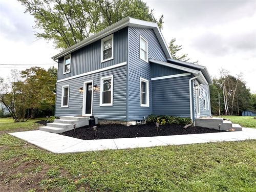 240 Waterford St, Edinboro, PA, 16412-2373 | Card Image