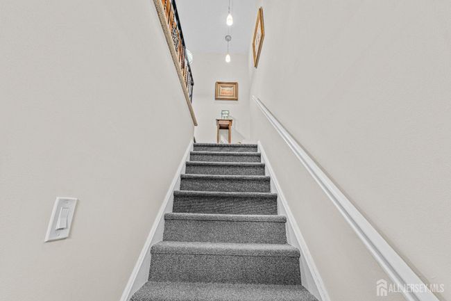 22 York Dr, Home with 1 bedrooms, 1 bathrooms and null parking in Edison NJ | Image 17