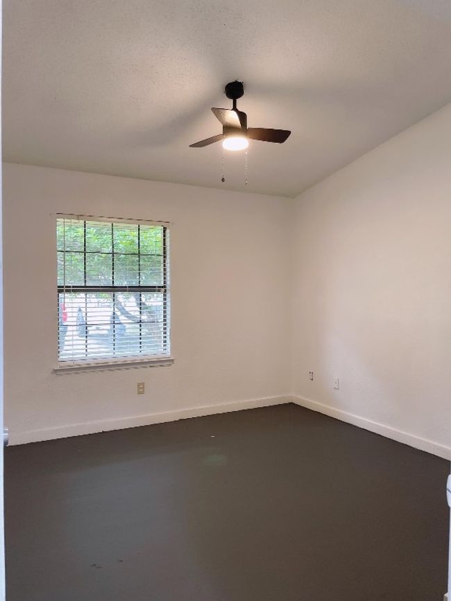 UNIT-3 - 21107 Highland Lake Dr, Townhouse with 2 bedrooms, 2 bathrooms and 2 parking in Lago Vista TX | Image 4
