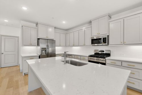 8852 Magnet Dr, Frisco, TX, 75035-1900 | Card Image