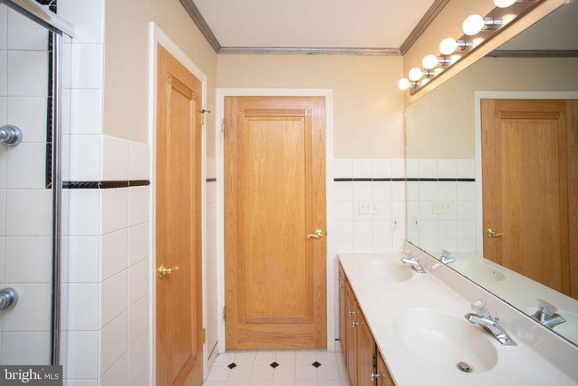 5 Hidden Hollow Dr, House other with 4 bedrooms, 6 bathrooms and null parking in Hamilton NJ | Image 36