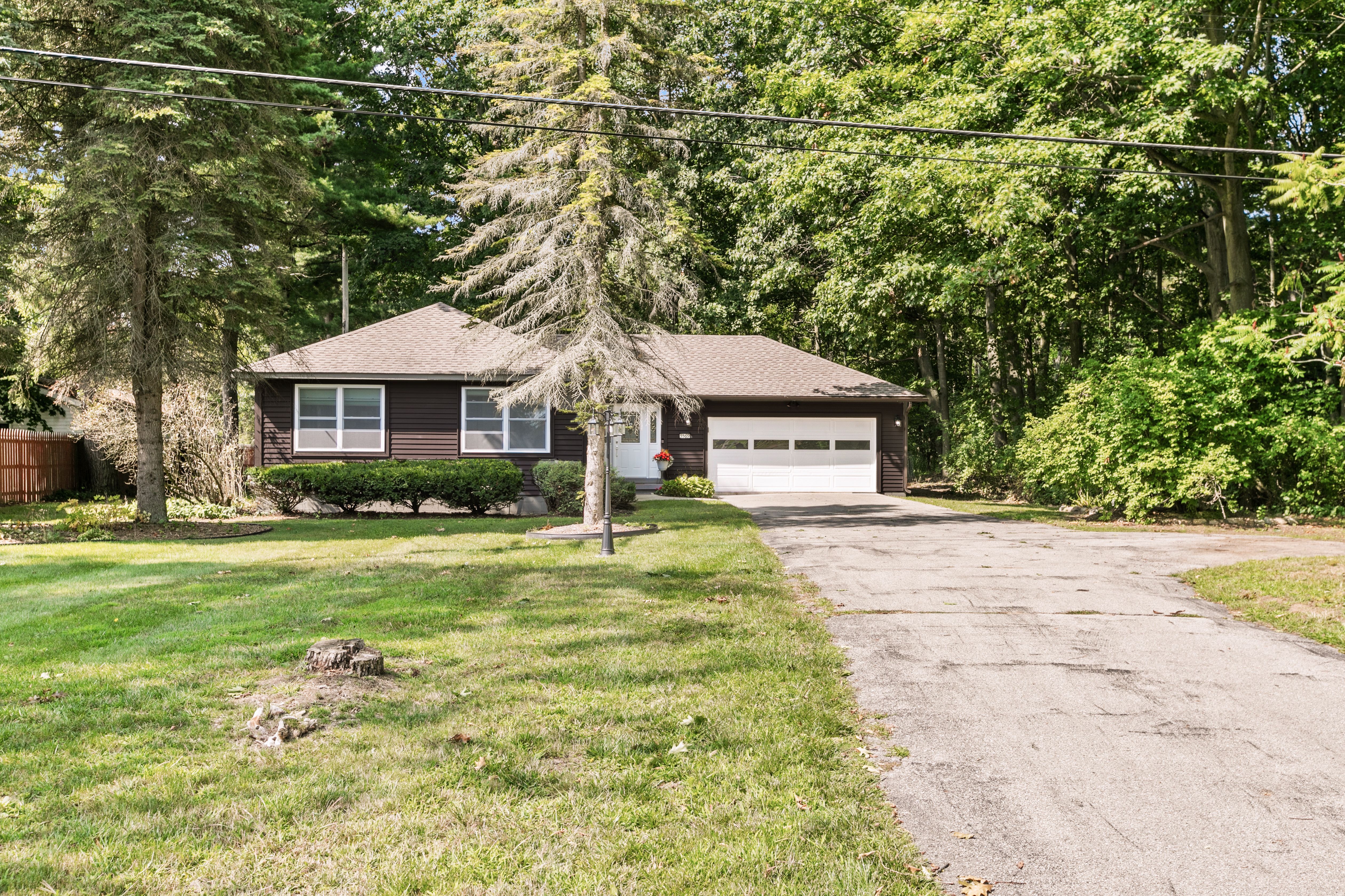 Lakeshore Rd, Fort Gratiot, MI 48059