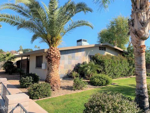 3-3646 E Montecito Ave, Phoenix, AZ, 85018-4020 | Card Image