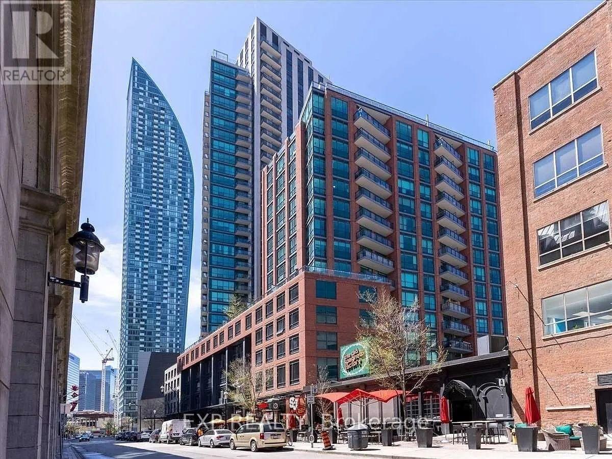 Residential Lease in Toronto (Waterfront Communities)