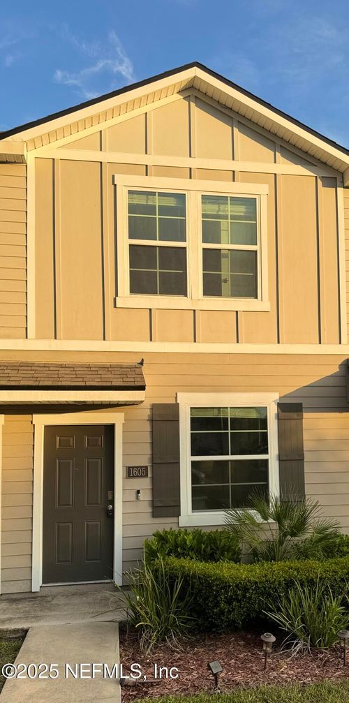 1605-575 Oakleaf Plantation Pkwy, Orange Park, FL, 32065-3571 | Card Image