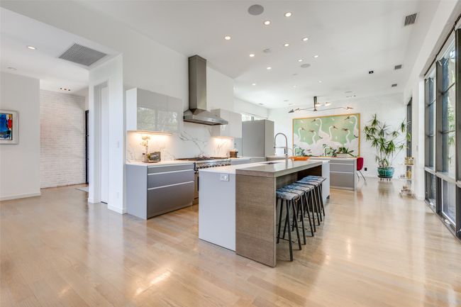 9333 Biscayne Blvd, House other with 5 bedrooms, 6 bathrooms and null parking in Dallas TX | Image 11