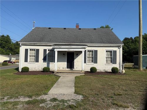 546 Railroad Avenue, Wakefield, VA, 23888 | Card Image