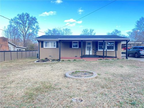 120 Dillard Ct, Eden, NC, 27288-4012 | Card Image