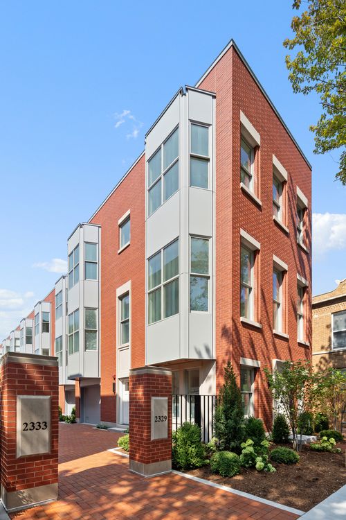 a-2329 N Cambridge Ave, Chicago, IL, 60614-3307 | Card Image