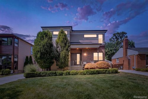 1884 Shipman Blvd, Birmingham, MI, 48009-4133 | Card Image