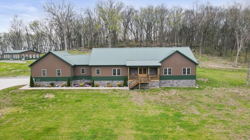 2095 Linwood Rd, Watertown, TN, 37184-4930 | Card Image