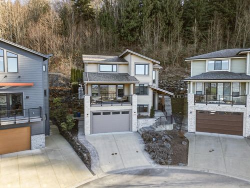 50-50778 Ledgestone Pl, Chilliwack, BC, V2P0E7 | Card Image