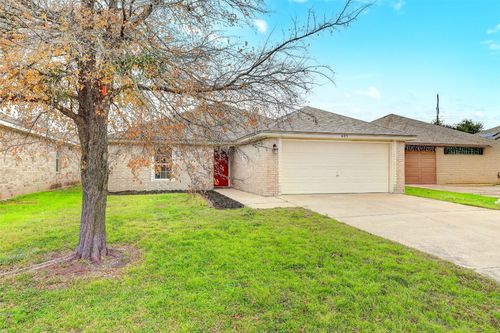 605 Copper Ct, Jarrell, TX, 76537-1698 | Card Image
