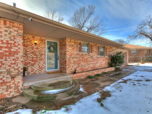 10116 Oak Park Drive, Midwest City, OK, 73130 | Card Image