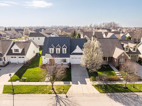 13008 Overview Dr, Fishers, IN, 46037-6226 | Card Image