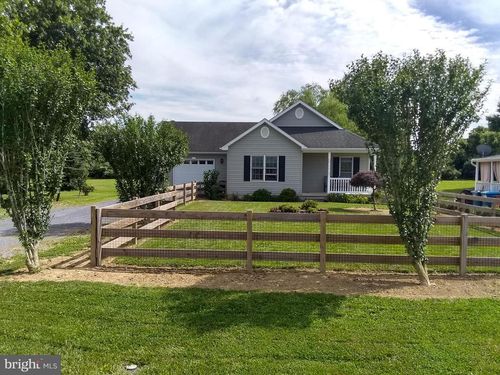 200 Woodbine Rd, Clear Brook, VA, 22624-1400 | Card Image