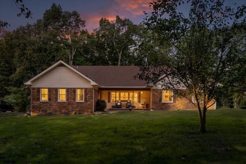 1008 Crown Point Road W, Signal Mountain, TN, 37377 | Card Image