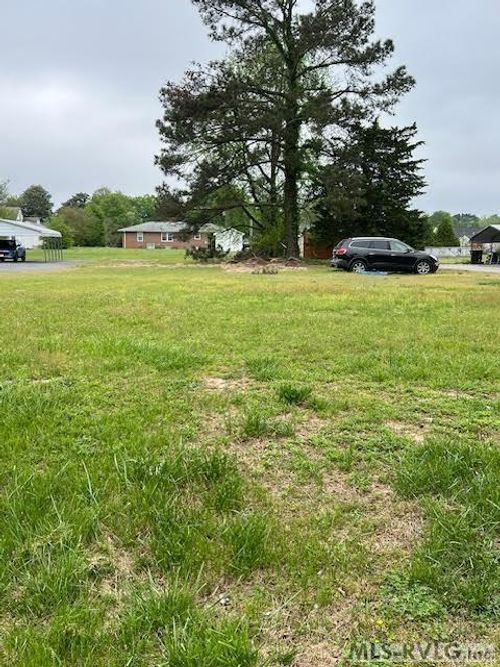 209 Purdy Rd, Emporia, VA, 23847-2773 | Card Image