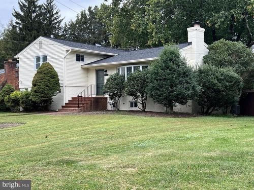 1726 Baldwin Dr, MCLEAN, VA, 22101-5048 | Card Image
