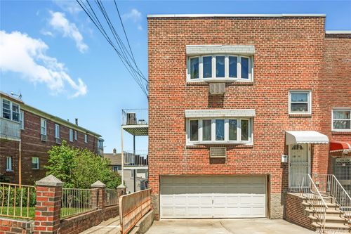 fl-9-126-09 5th Ave, New York, NY, 10011-5624 | Card Image