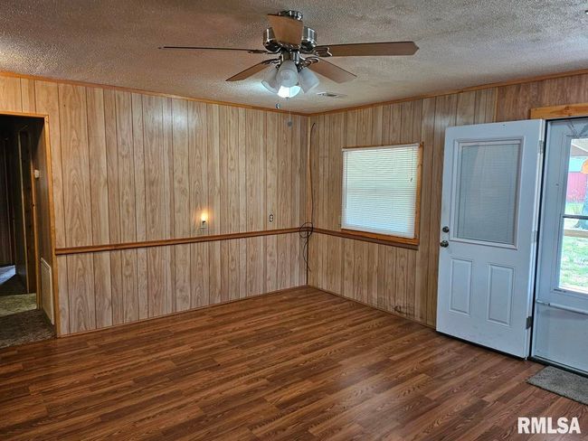 13973 Halliday Rd, Home with 2 bedrooms, 1 bathrooms and null parking in Plainview IL | Image 26