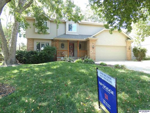 809 Joseph Dr, Papillion, NE, 68046-6071 | Card Image