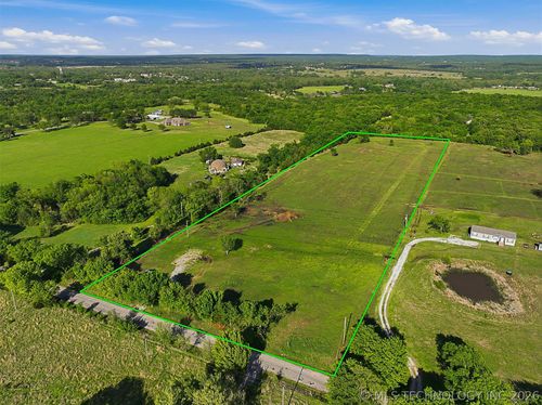 8794 Western Dr, Beggs, OK, 74421-3169 | Card Image