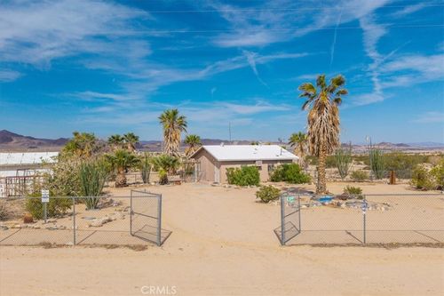 380 Mack Ln, 29 Palms, CA, 92277 | Card Image