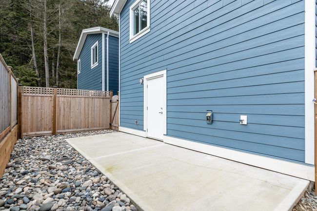 View of patio / terrace with fence | Image 16