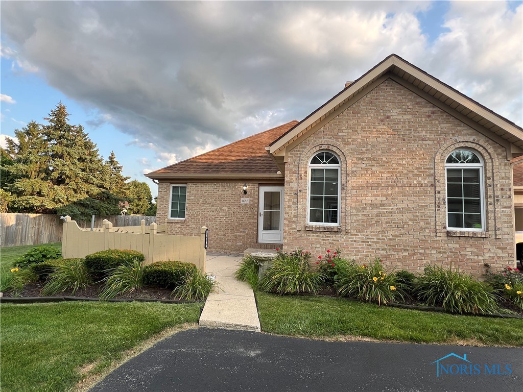 Turnbury Ln, Perrysburg, OH 43551