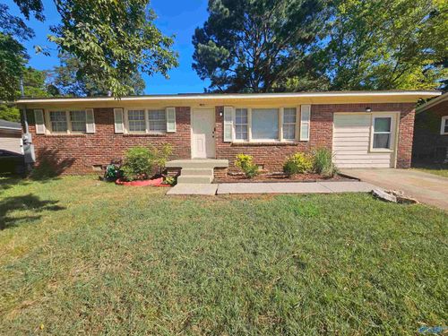 4812 Aubrey Cir Nw, Huntsville, AL, 35810-1810 | Card Image