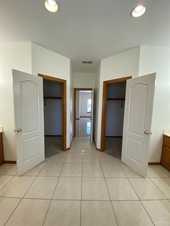 1911 Sebastian St, House other with 3 bedrooms, 3 bathrooms and 3 parking in Mission TX | Image 19