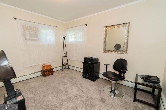 91 New School Ln, House other with 4 bedrooms, 2 bathrooms and null parking in LEVITTOWN PA | Image 20