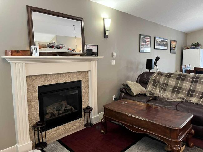 11338 59 Avenue, Home with 3 bedrooms, 2 bathrooms and 4 parking in Grande Prairie AB | Image 5