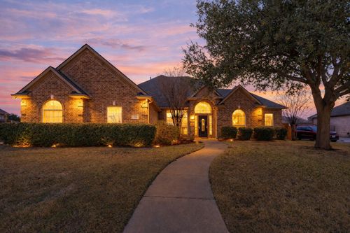 1508 Leaning Oak Ln, Cleburne, TX, 76033-7541 | Card Image