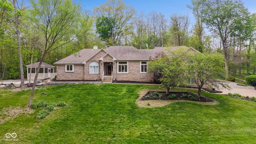 1126 Timber Climb Dr, Avon, IN, 46123-9472 | Card Image