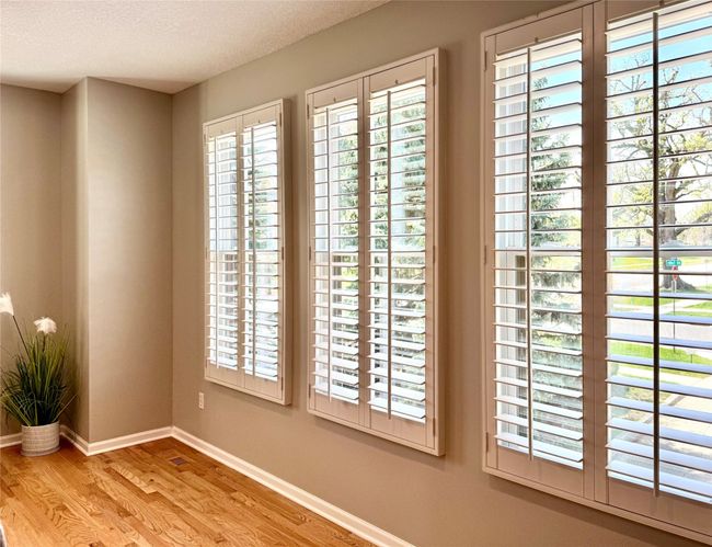 601 41 St St, Condo with 2 bedrooms, 3 bathrooms and null parking in Des Moines IA | Image 9