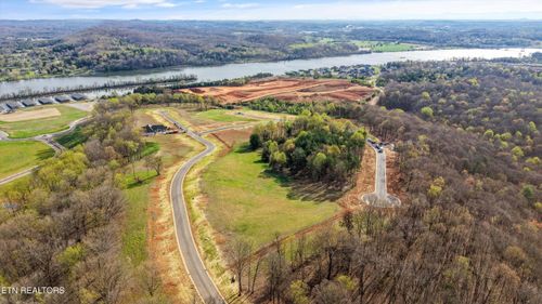 4080 Old Dogwood Trl, Loudon, TN, 37774 | Card Image